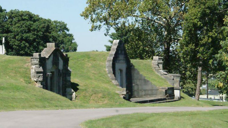 1457472_676196982445386_1149527877_n