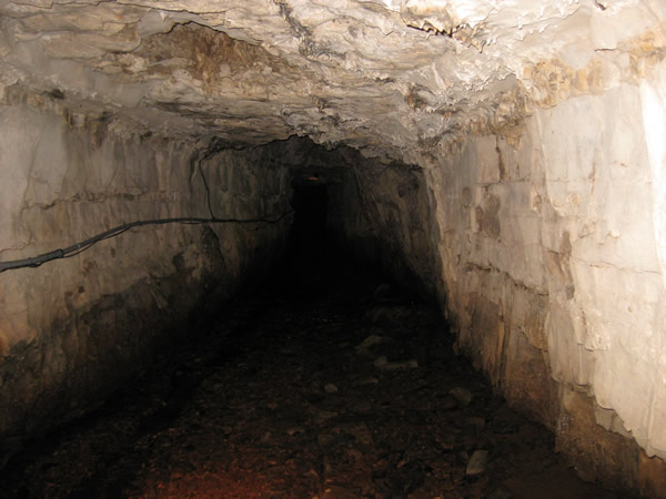 bell_witch_cave_2