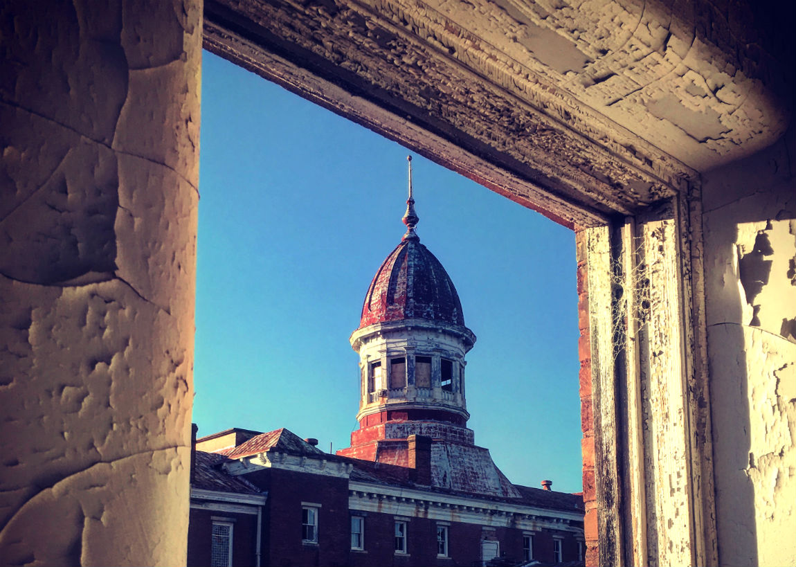 These photos of nation's 2nd oldest asylum, now abandoned, will