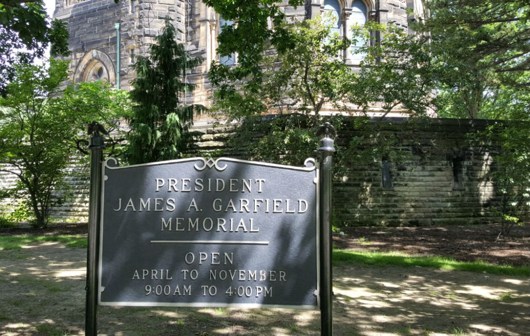 garfield castle 2 kk